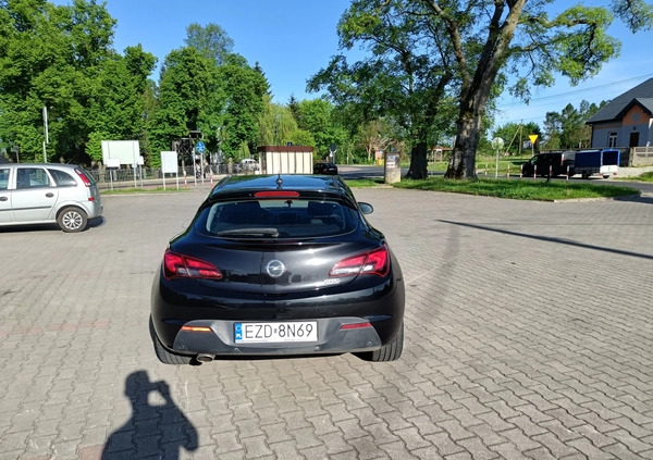 Opel Astra cena 30500 przebieg: 96834, rok produkcji 2012 z Zambrów małe 121